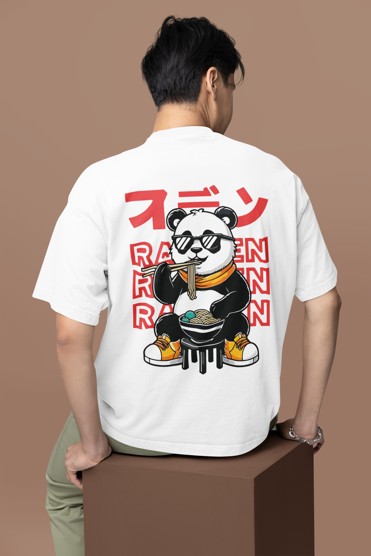 Oversized T-shirt 'Ramen Panda'